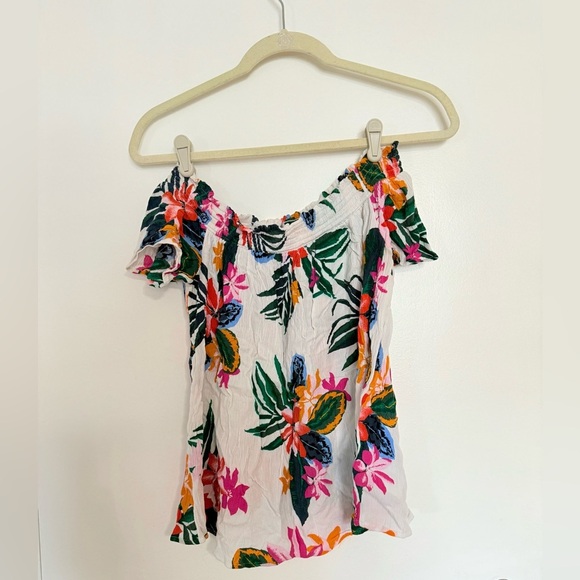 Floral Off-Shoulder Top - Picture 1 of 2